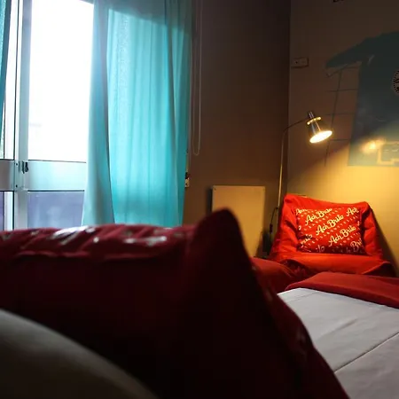 Ostello Oporto Excentric Surf / Design Hostel *